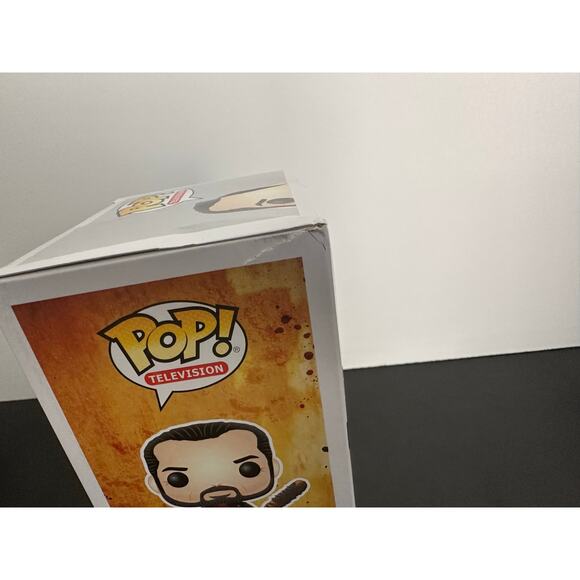 Negan #390 - Vaulted - The Walking Dead Funko Pop (Fair Condition) - Picture 8 of 9